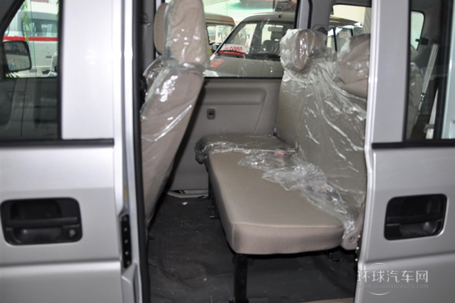 2009款 1.4L手動標準型 陽光版