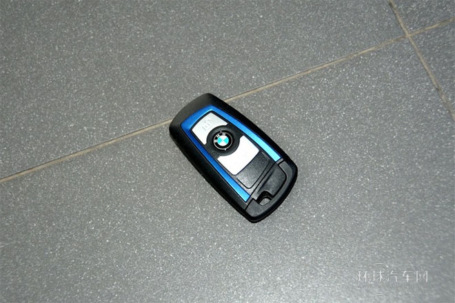 2014款 428i xDrive運(yùn)動設(shè)計套裝