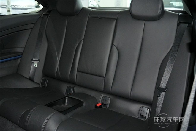 2014款 428i xDrive運(yùn)動(dòng)設(shè)計(jì)套裝