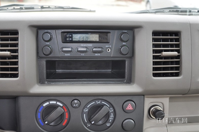 2010款 1.2L手動(dòng)標(biāo)準(zhǔn)型 陽(yáng)光版