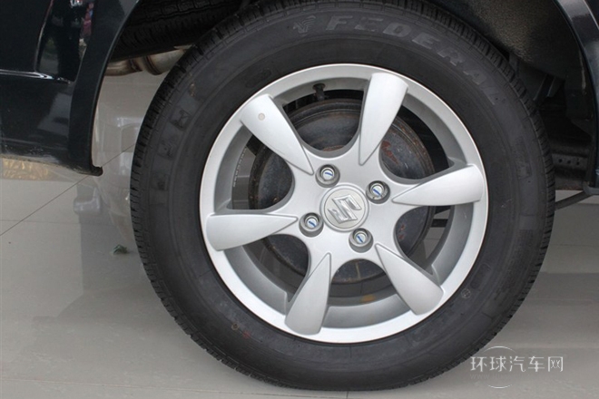 2010款 1.2L手動舒適型 陽光版