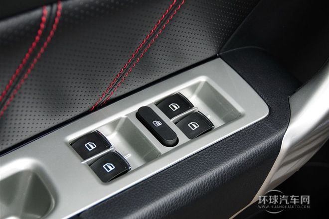 2013款 升級(jí)版 1.5T 手動(dòng)兩驅(qū)尊貴型