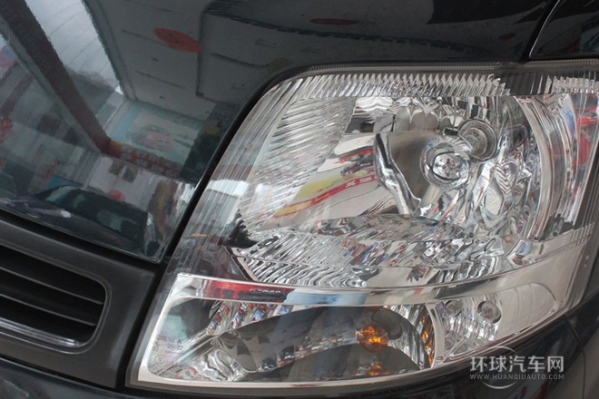 2010款 1.2L手動舒適型 陽光版