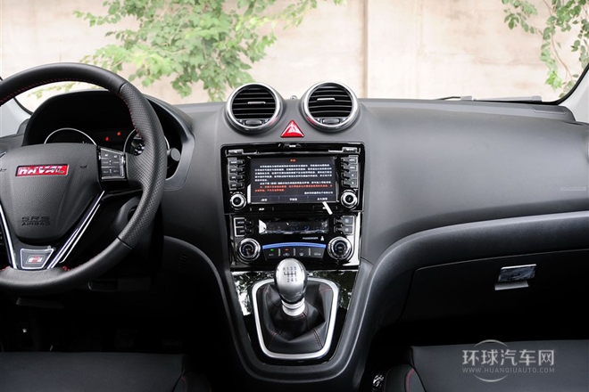 2013款 升級版 1.5T 手動兩驅尊貴型