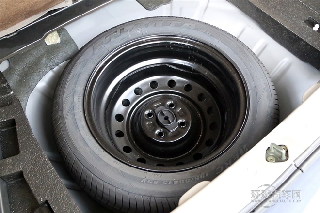 2013款 兩廂 1.4L 手動(dòng)標(biāo)準(zhǔn)型A