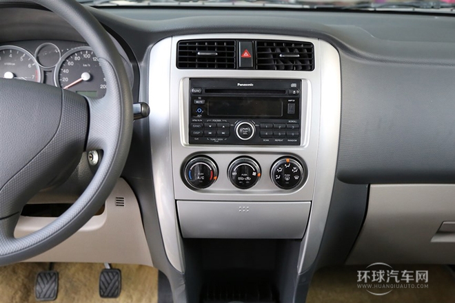 2013款 兩廂 1.4L 手動標準型A