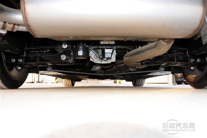 2014款 428i 運(yùn)動(dòng)設(shè)計(jì)套裝