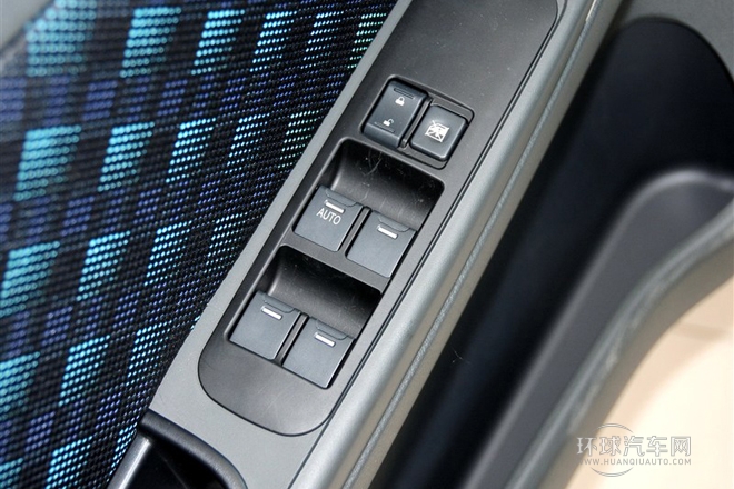 2014款 兩廂 1.4L 手動暢想型