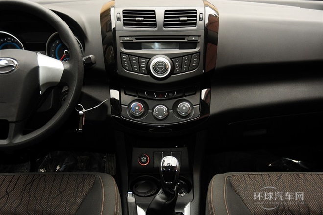 2013款 2.0T 手動創享版