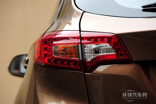 2013款 2.0T 手動創享版