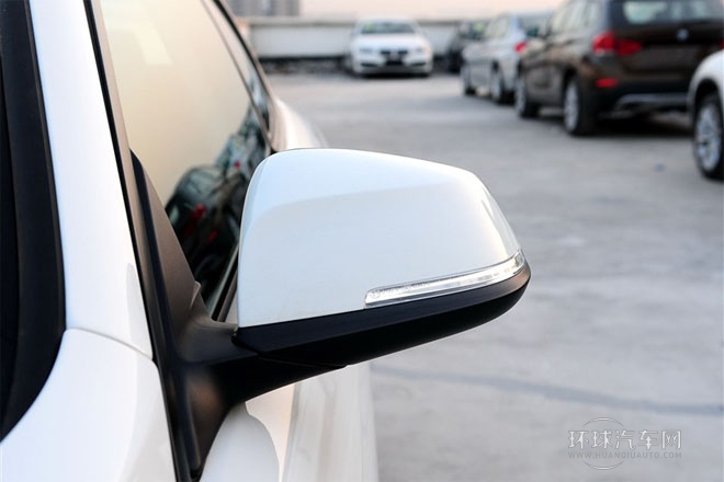 2014款 435i 運(yùn)動(dòng)設(shè)計(jì)套裝