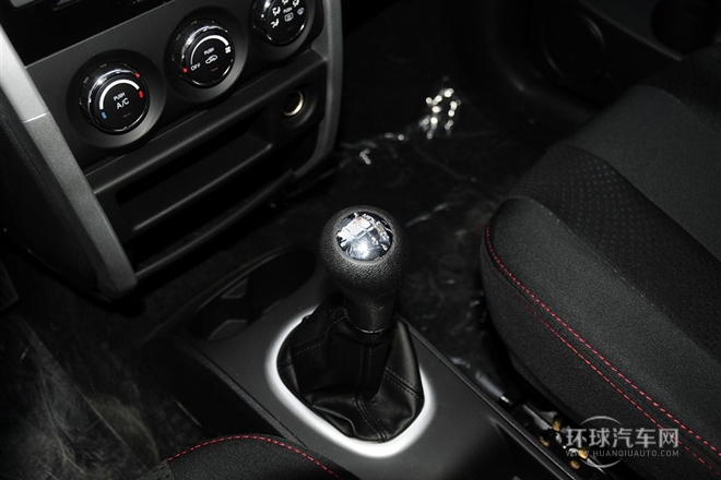 2014款 1.4L 手動天窗導(dǎo)航版 國IV