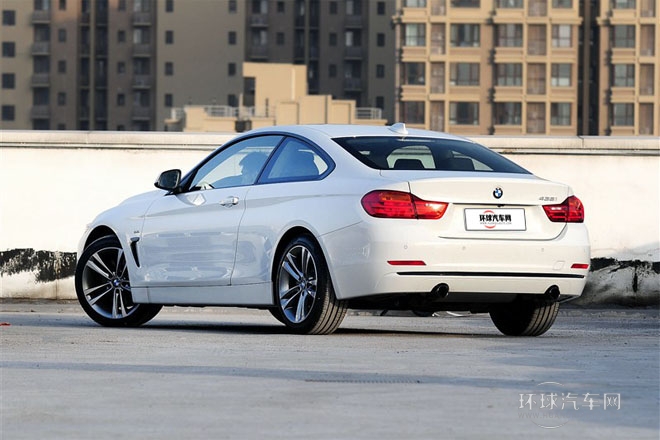 2014款 435i 運(yùn)動(dòng)設(shè)計(jì)套裝