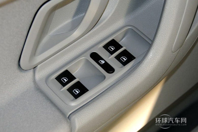 2013款 1.4L 手動晶靈版