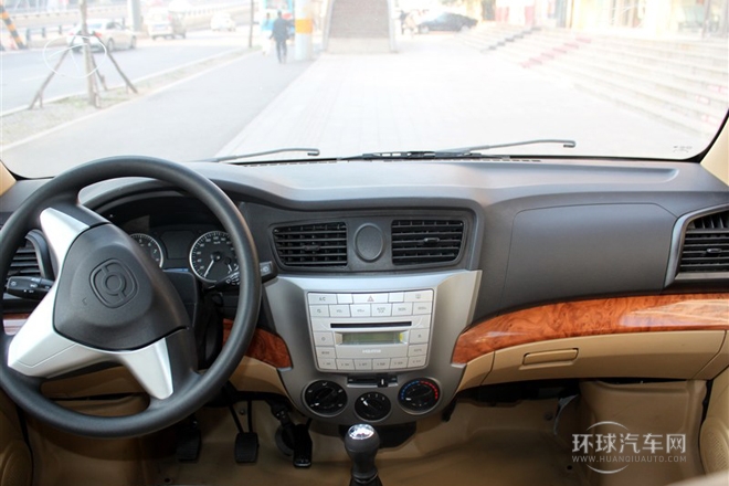 2012款 1.2L榮達 豪華型HMA GM12-NR