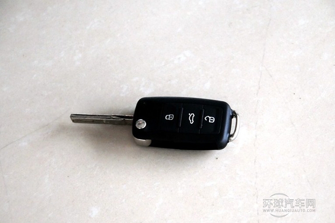 2013款 1.6L 自動Sport版