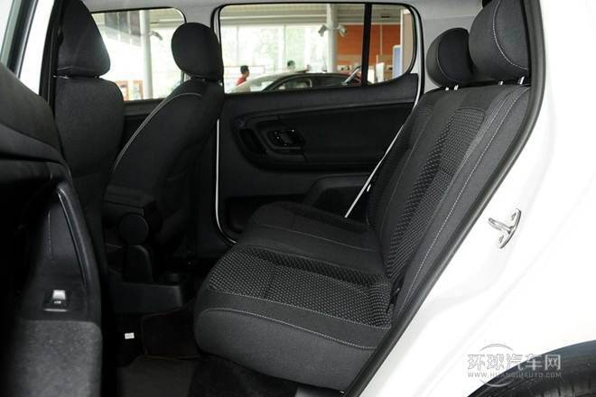 2013款 1.6L 自動Sport版