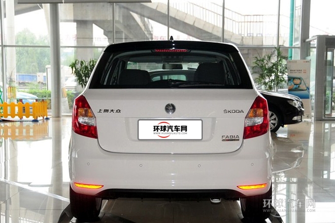 2013款 1.6L 自動Sport版