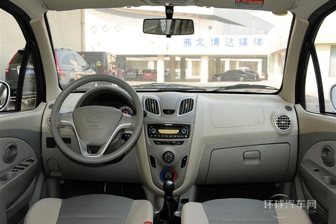 2012款 1.0L 豪華型