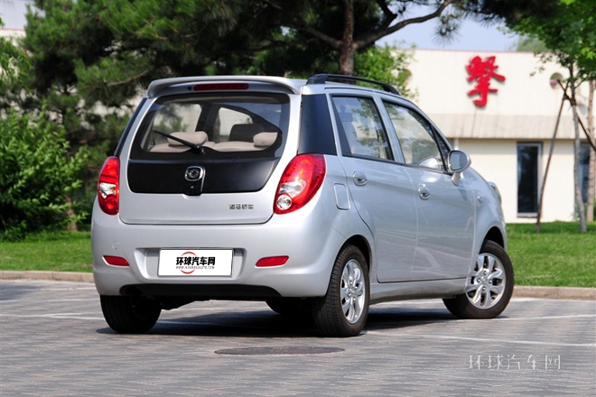 2012款 1.0L 豪華型