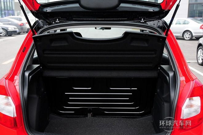 2013款 1.6L 自動Monte carlo版