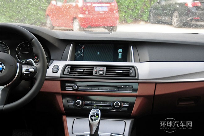 2014款 528i xDrive M運(yùn)動(dòng)型 旅行版