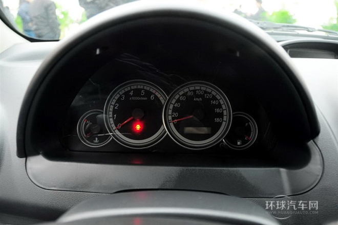 2010款 1.0L 標準型