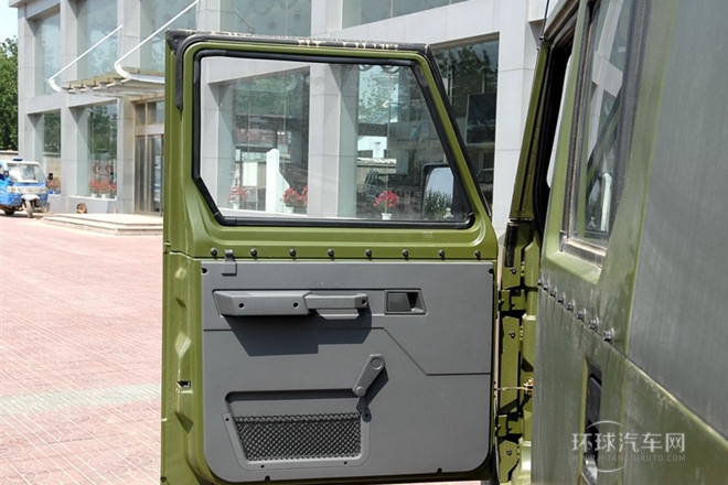 2008款 2.7L 五門四驅汽油版