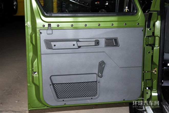 2008款 3.0T 五門四驅(qū)柴油版