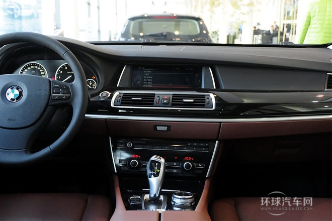 2014款 528i 領先型