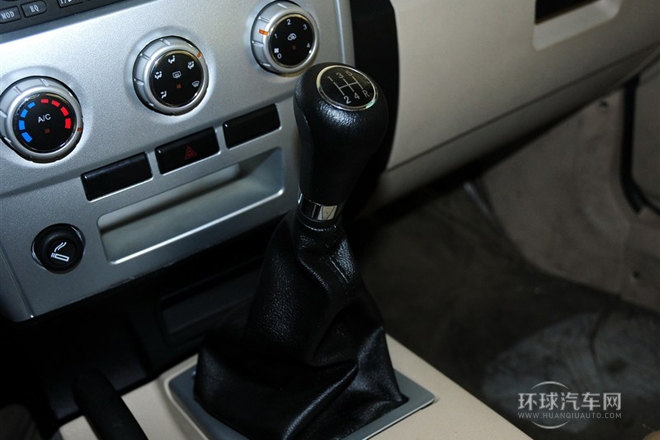 2011款 2.2L 四驅豪華型