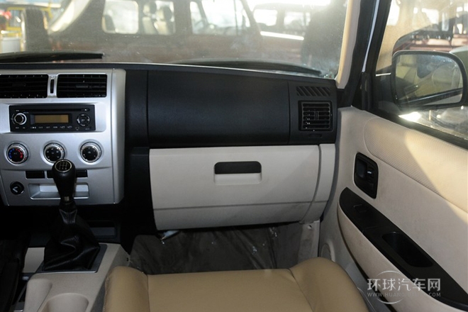 2011款 2.2L 四驅豪華型