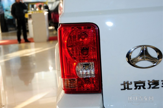 2011款 2.2L 四驅(qū)豪華型