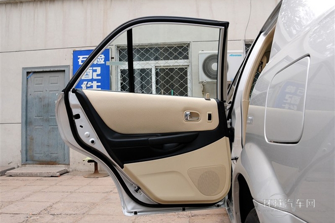 2012款 1.5L 手動精英型