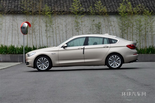 2014款 528i 設(shè)計(jì)套裝型