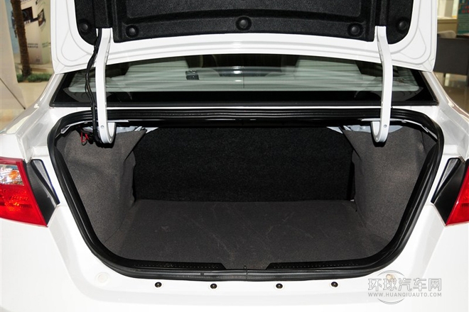 2014款 三廂 1.6L 手動冠軍版