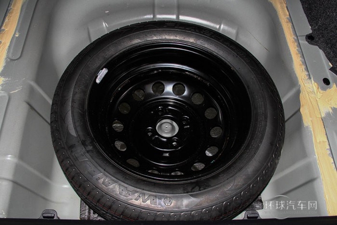 2014款 1.5L 手動智驅智尚型