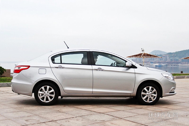 2014款 1.5L 手動智驅尊尚型