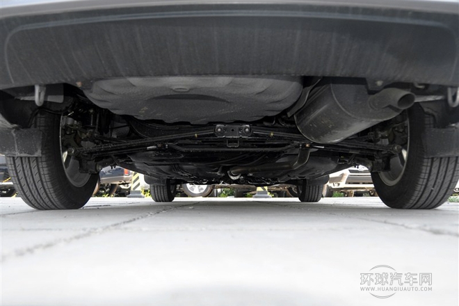 2013款 三廂 1.6L 手動精英版