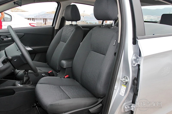 2014款 1.5L 手動智驅尊尚型