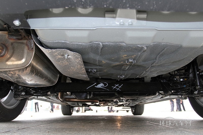 2014款 1.5L 手動智驅尊尚型