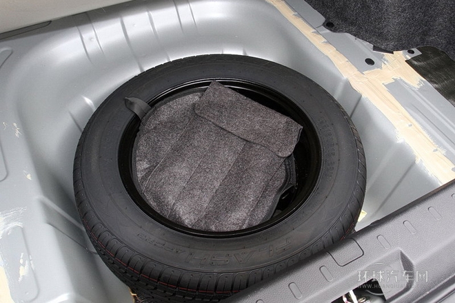 2014款 1.5L 手動(dòng)智驅(qū)尊尚型