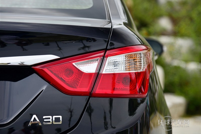 2014款 1.5L 自動尊尚型