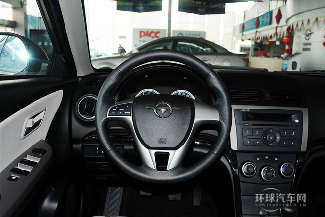 2013款 兩廂 1.6L 手動(dòng)風(fēng)尚版