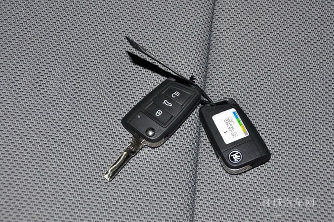 2015款 1.6L 手動逸致版