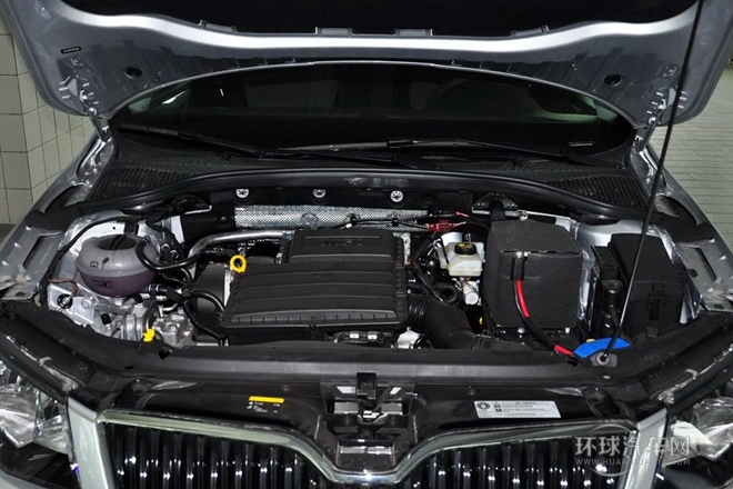 2015款 1.6L 手動逸致版