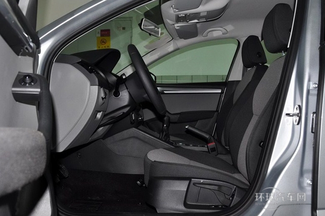 2015款 1.6L 手動(dòng)逸致版