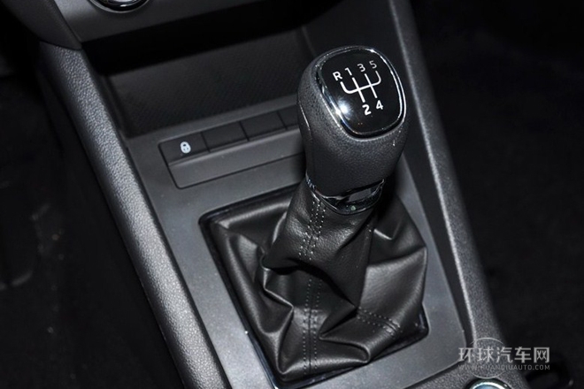 2015款 1.6L 手動逸致版