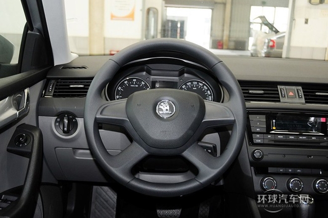 2015款 1.6L 自動(dòng)逸致版