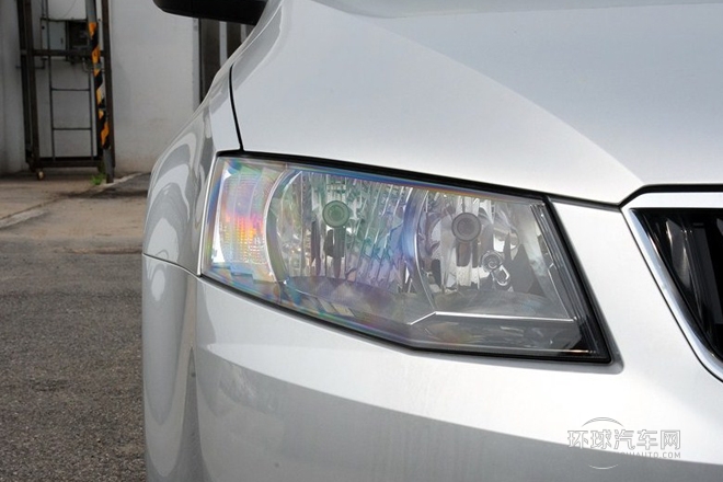 2015款 1.6L 自動逸致版